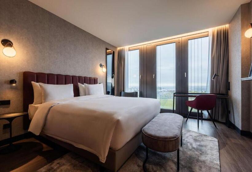 Radisson Blu Hotel At Porsche Design Tower Stuttgart