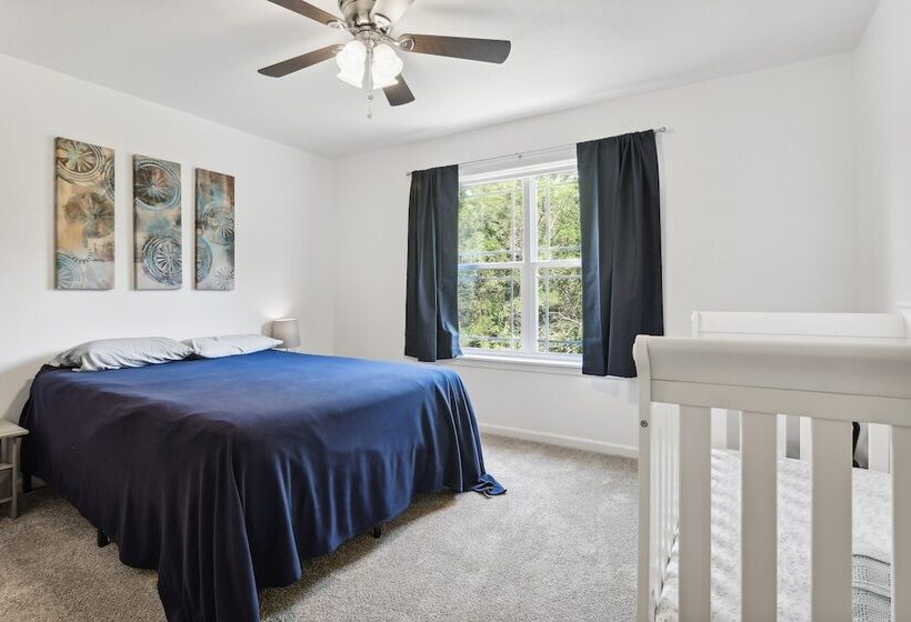 Reeds Spring Home: 4 Mi To Table Rock Lake!