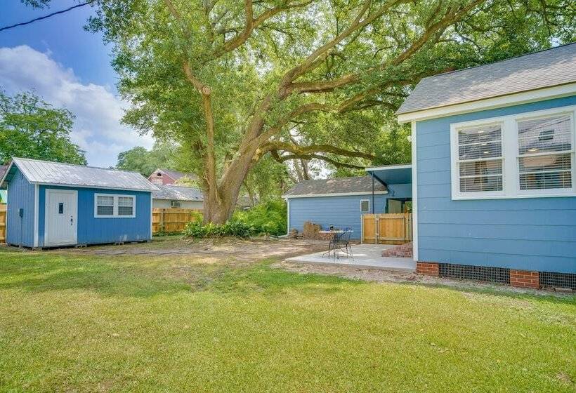 Relaxing Baton Rouge Retreat With Patio!