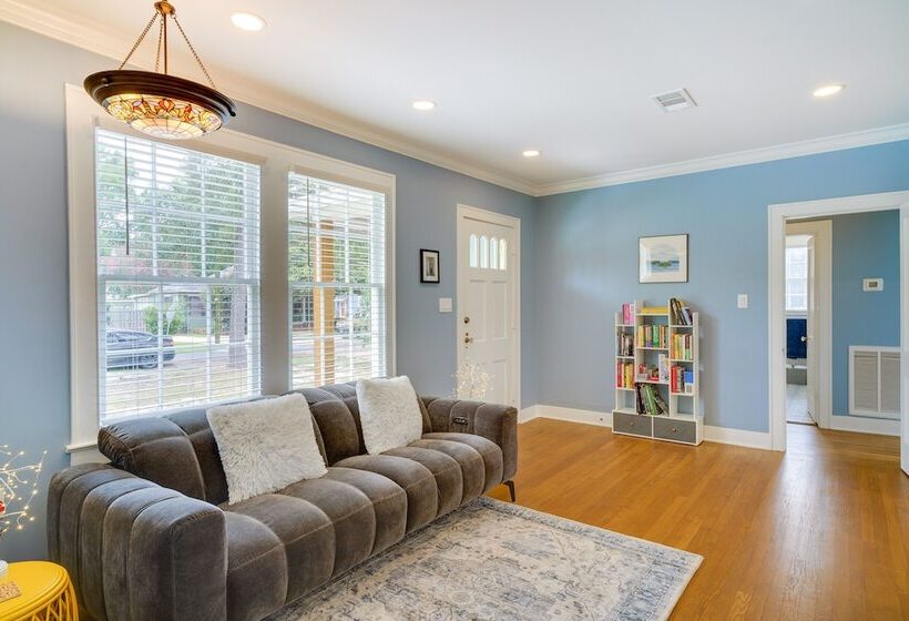 Relaxing Baton Rouge Retreat With Patio!