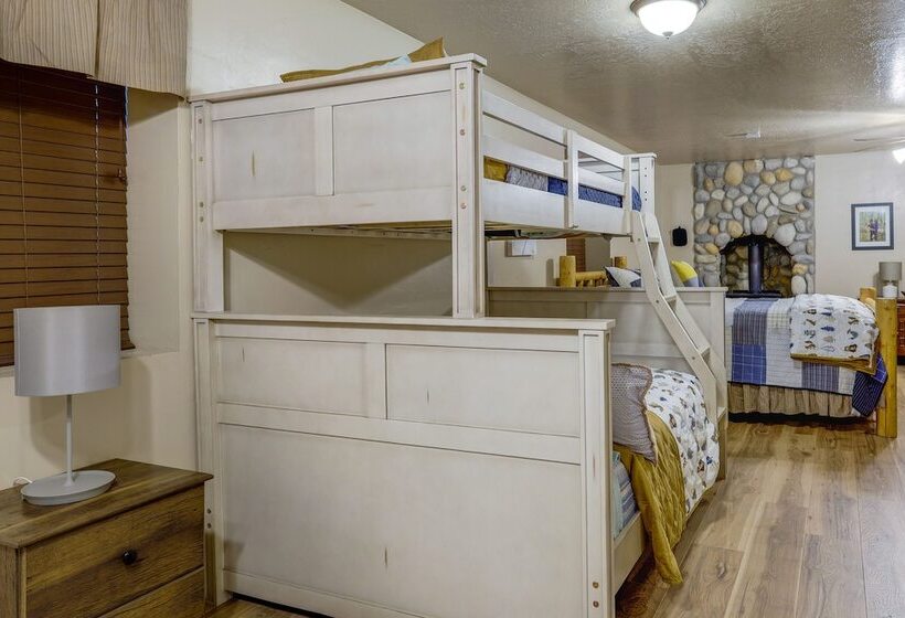 Remote Cedar City Cabin W/ Deck, Views, Fireplaces