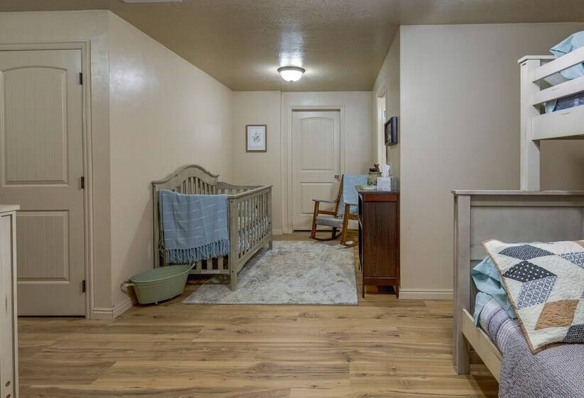 Remote Cedar City Cabin W/ Deck, Views, Fireplaces