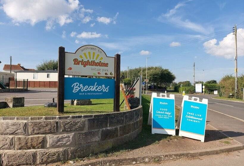 إقامة 2 Brightholme 6 Berth Enclosed Garden