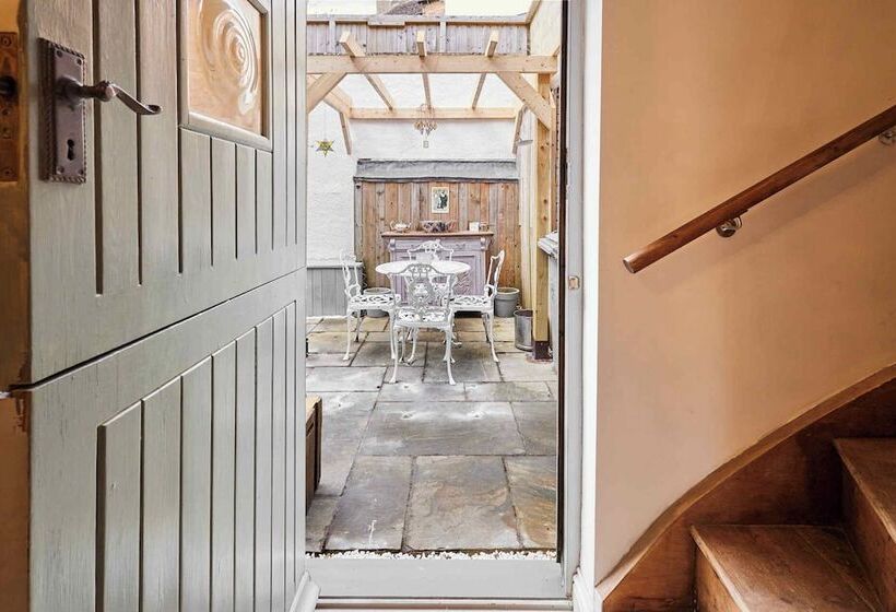 דירת נופש Beautiful 2 Bed Victorian House In Stamford