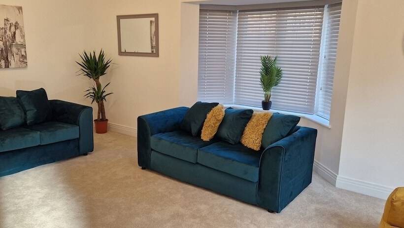 레지던스 Brand New Entire 4 Bed House In Peterborough