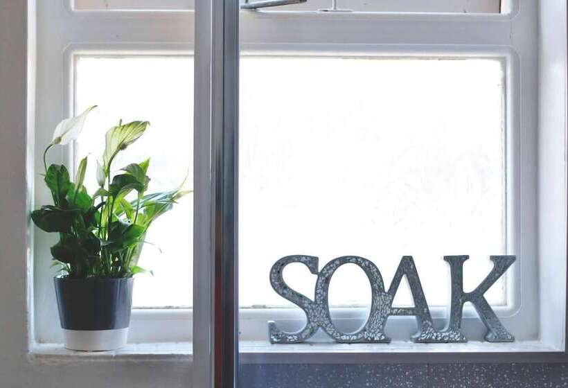 דירת נופש Charming 2 Bed Home In Blackpool Central W Parking