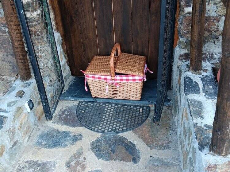 إقامة Immaculate 1 Bed House In Gois Mountain View