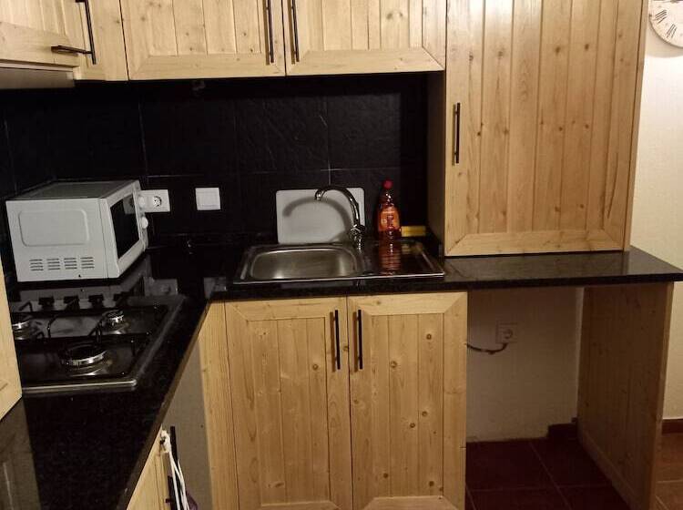 إقامة Immaculate 1 Bed House In Gois Mountain View