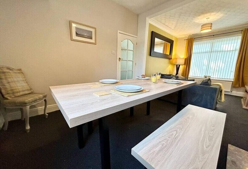 إقامة Jonsib Cottage   A Home Away From Home