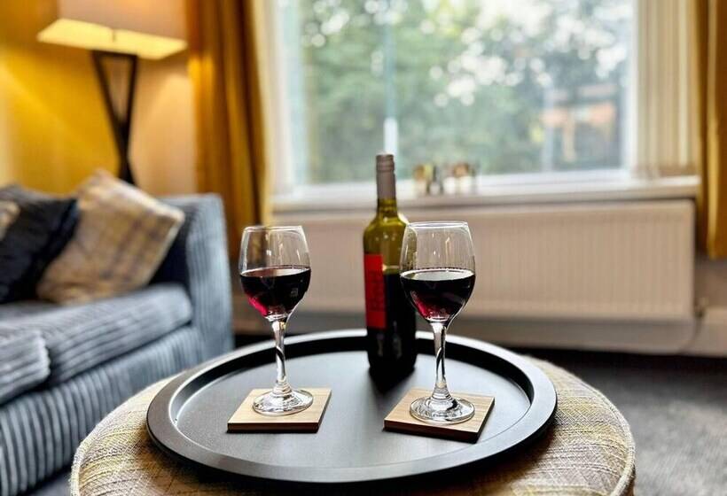 إقامة Jonsib Cottage   A Home Away From Home