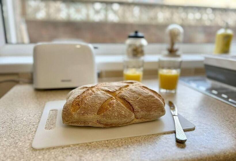 レジデンス Jonsib Cottage   A Home Away From Home