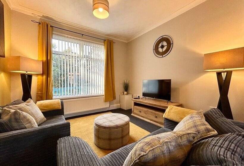 レジデンス Jonsib Cottage   A Home Away From Home