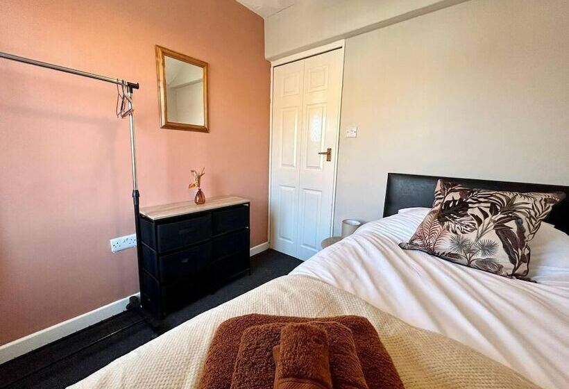 レジデンス Jonsib Cottage   A Home Away From Home