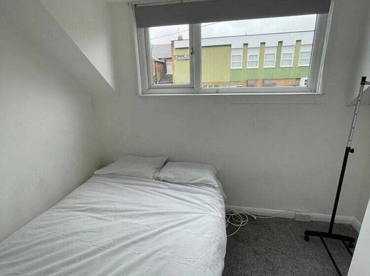 דירת נופש Lovely And Bright 2 Bed House