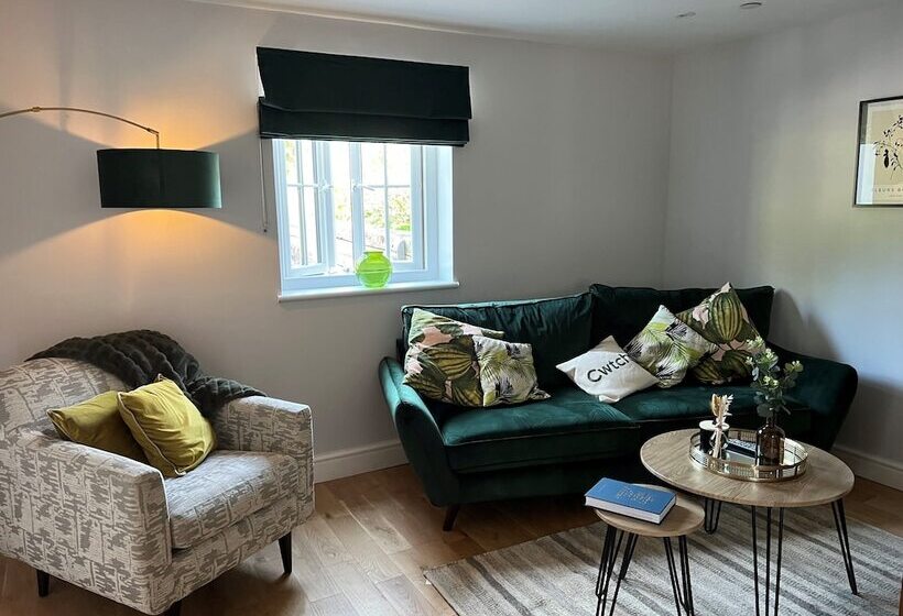 إقامة Luxury 2 Bed Barn Conversion In Llansteffan