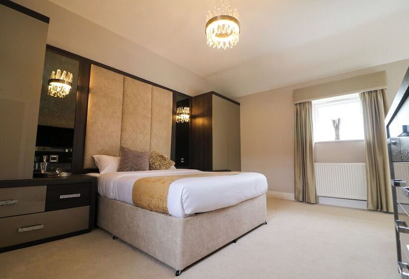 住所  Northumberland Luxury Stays   The Chivits