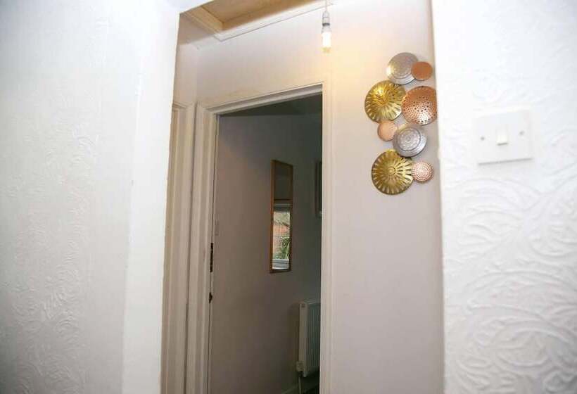 إقامة Serene Haven 4 Bed House In Norwich