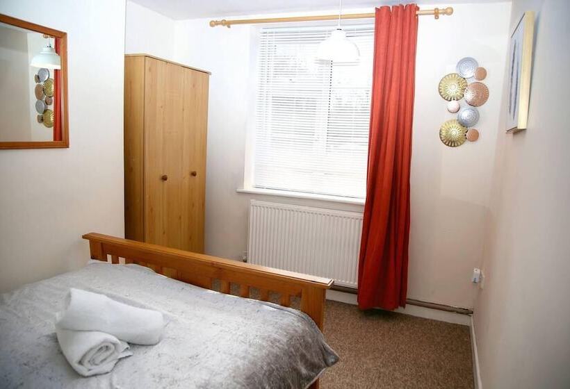 إقامة Serene Haven 4 Bed House In Norwich