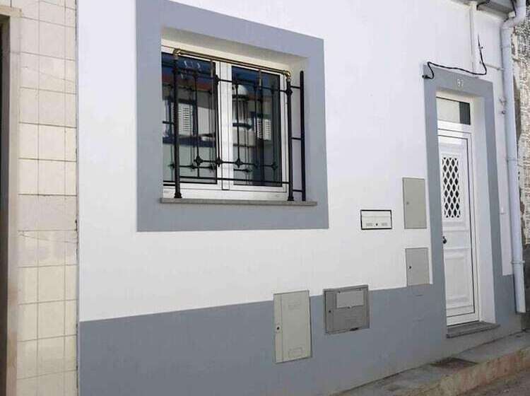 إقامة Stunning Fishermans House In Central Fuseta