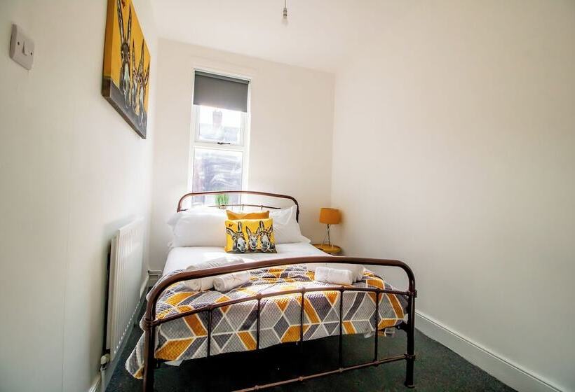 إقامة Stylish 3 Bed Flat In South Shields
