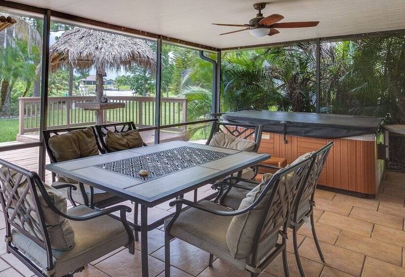 Riverfront Port St Lucie Home: Hot Tub + Dock!
