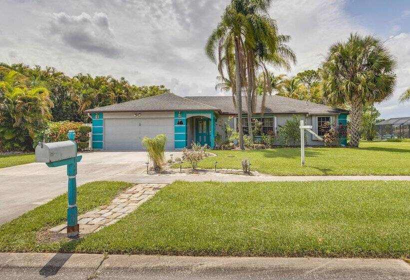 Riverfront Port St Lucie Home: Hot Tub + Dock!