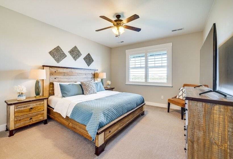 Secluded Home Near Hiking + Downtown Cedar City!
