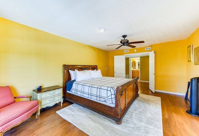 Secluded Mesa Home W/ Pool, Outdoor Kitchen & Bar!