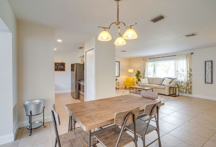 Seminole House W/ 2 Covered Lanais & Gas Grill!