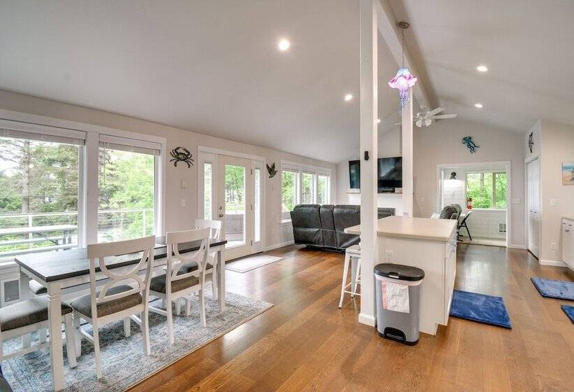 Serene Copalis Beach Getaway: Walk To Beach!