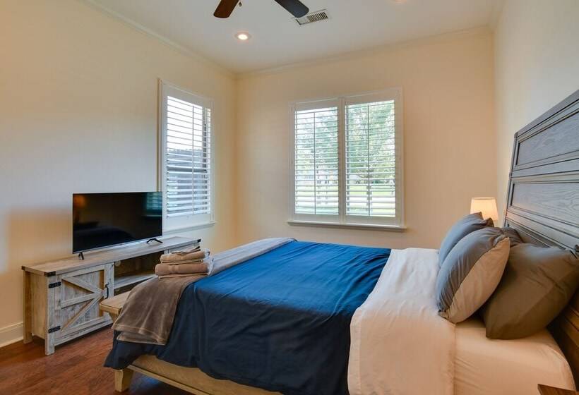 Spacious Amarillo Home: 6 Mi To Downtown!