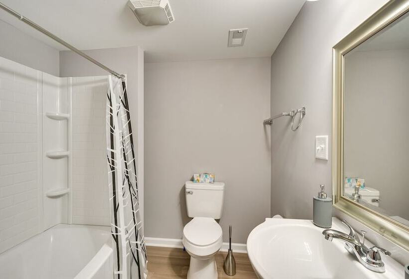 Pet Friendly Greensboro Home On 50 Private Acres