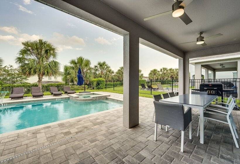 Spacious Kissimmee Escape, Close To Disney World!