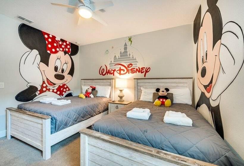 Spacious Kissimmee Escape, Close To Disney World!