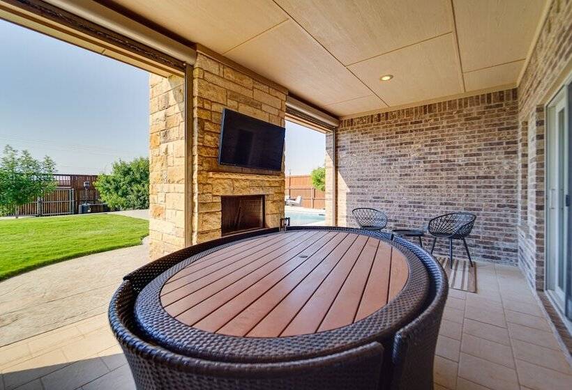 Spacious Lubbock Home W/ Private Pool & Yard!