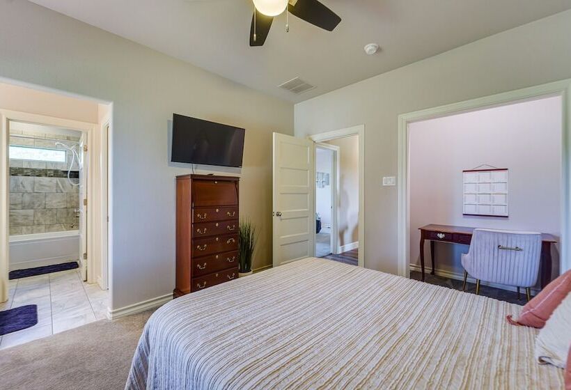 Spacious Lubbock Home W/ Private Pool & Yard!