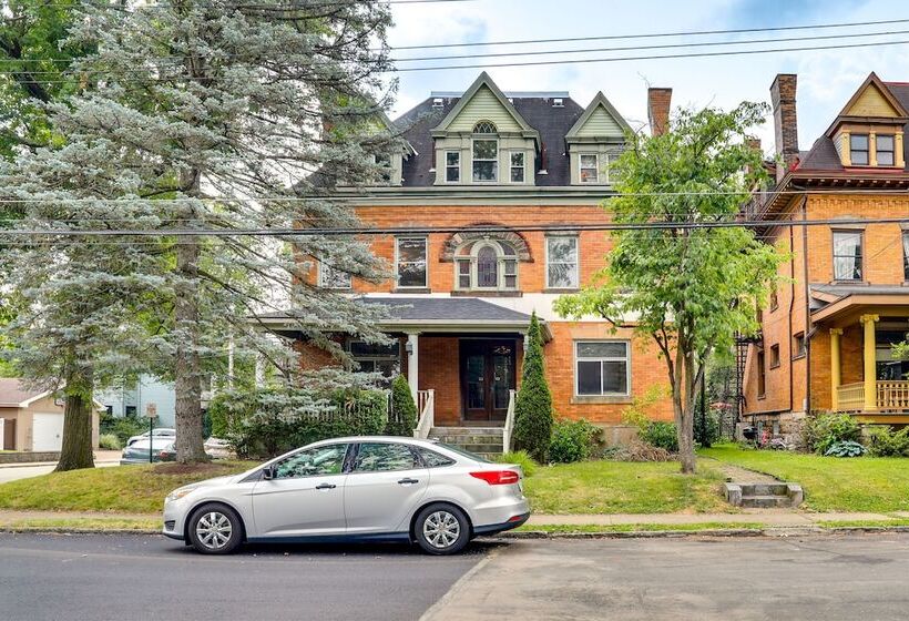 Spacious Pittsburgh Rental: Walk To Frick Park!
