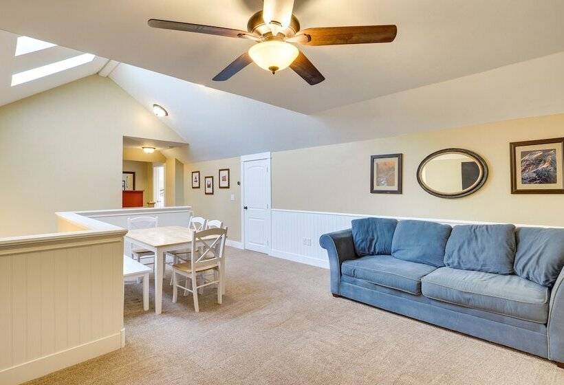 Spacious Utah Retreat W/ Deck, Grill & Fire Pit!