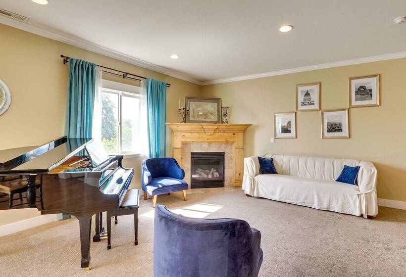 Spacious Utah Retreat W/ Deck, Grill & Fire Pit!