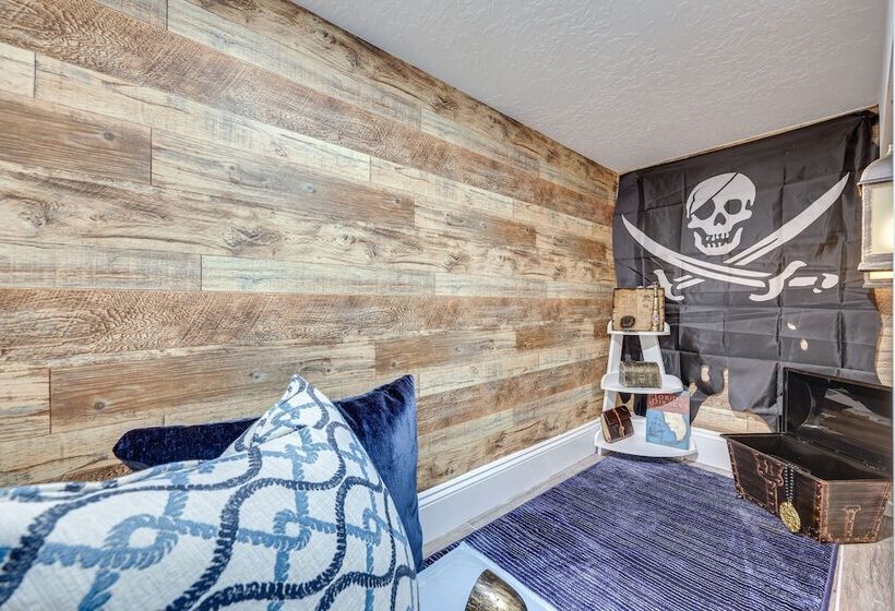 St Augustine Home < 3 Mi To Historic District!