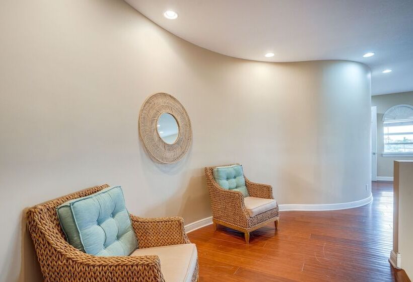 Pool & Boat Dock: Pet Friendly Cape Coral Home