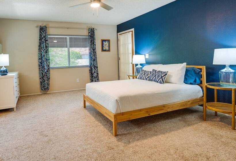 Sun Lakes Home In Retirement Community W/ 3 Pools