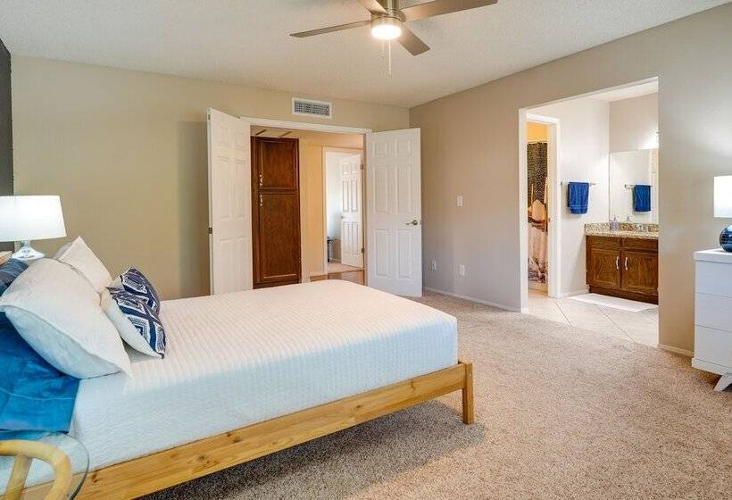 Sun Lakes Home In Retirement Community W/ 3 Pools