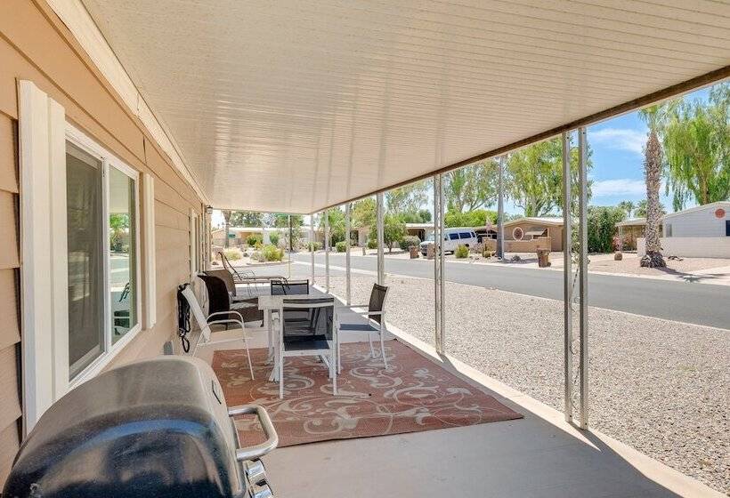 Sun Lakes Vacation Rental: Bbq Grill & Pool Access