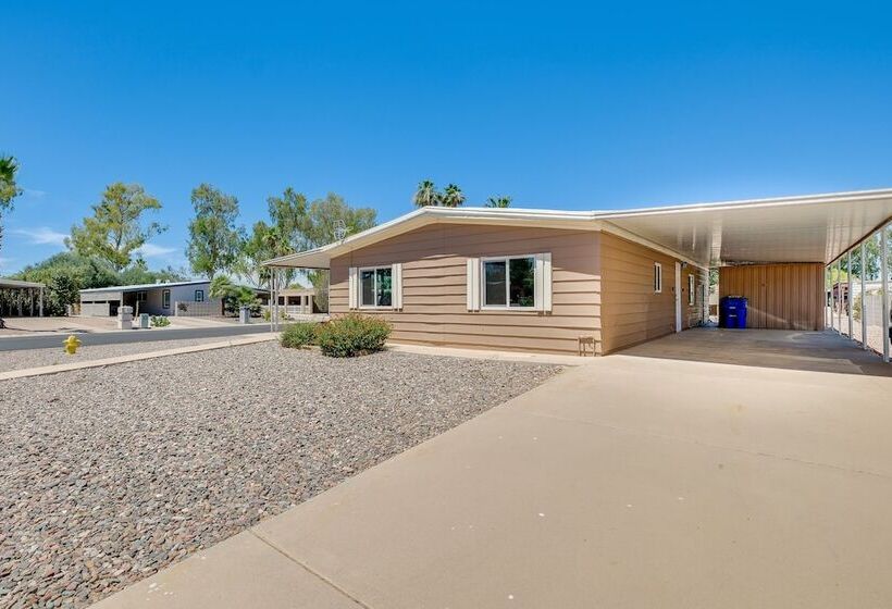 Sun Lakes Vacation Rental: Bbq Grill & Pool Access