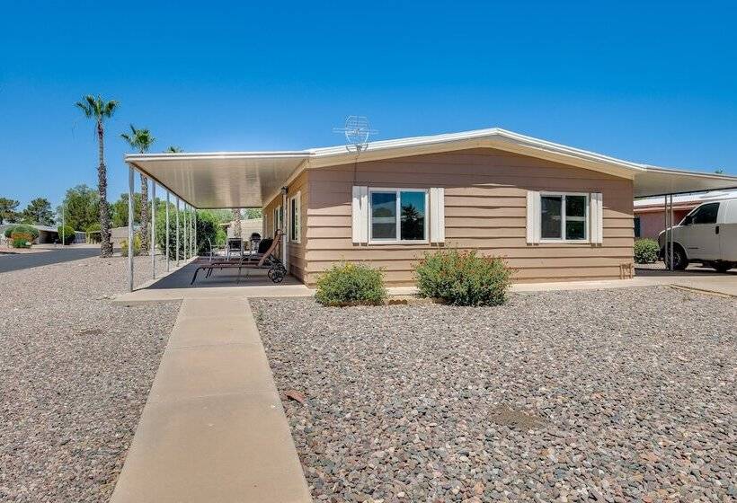 Sun Lakes Vacation Rental: Bbq Grill & Pool Access