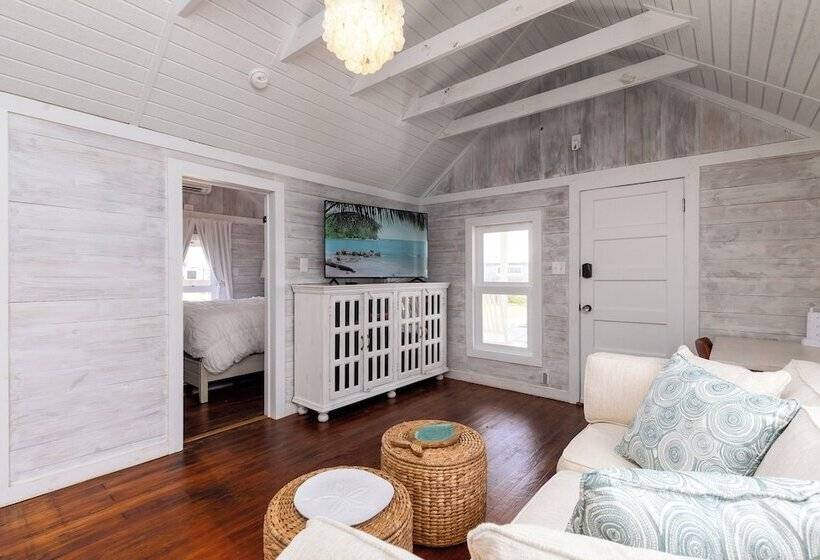 Sunkissed Cottage