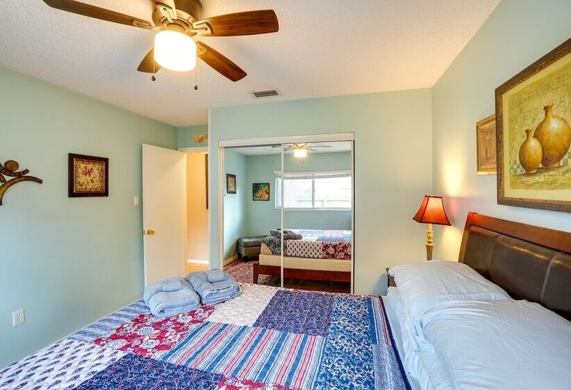 Near Busch Gardens: Sunny Florida Retreat W/ Pool!