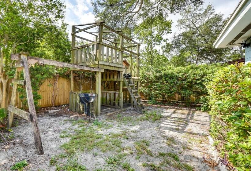 Near Busch Gardens: Sunny Florida Retreat W/ Pool!