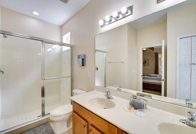 10 Mi To Disney: Home W/ Game Room & Lanai!